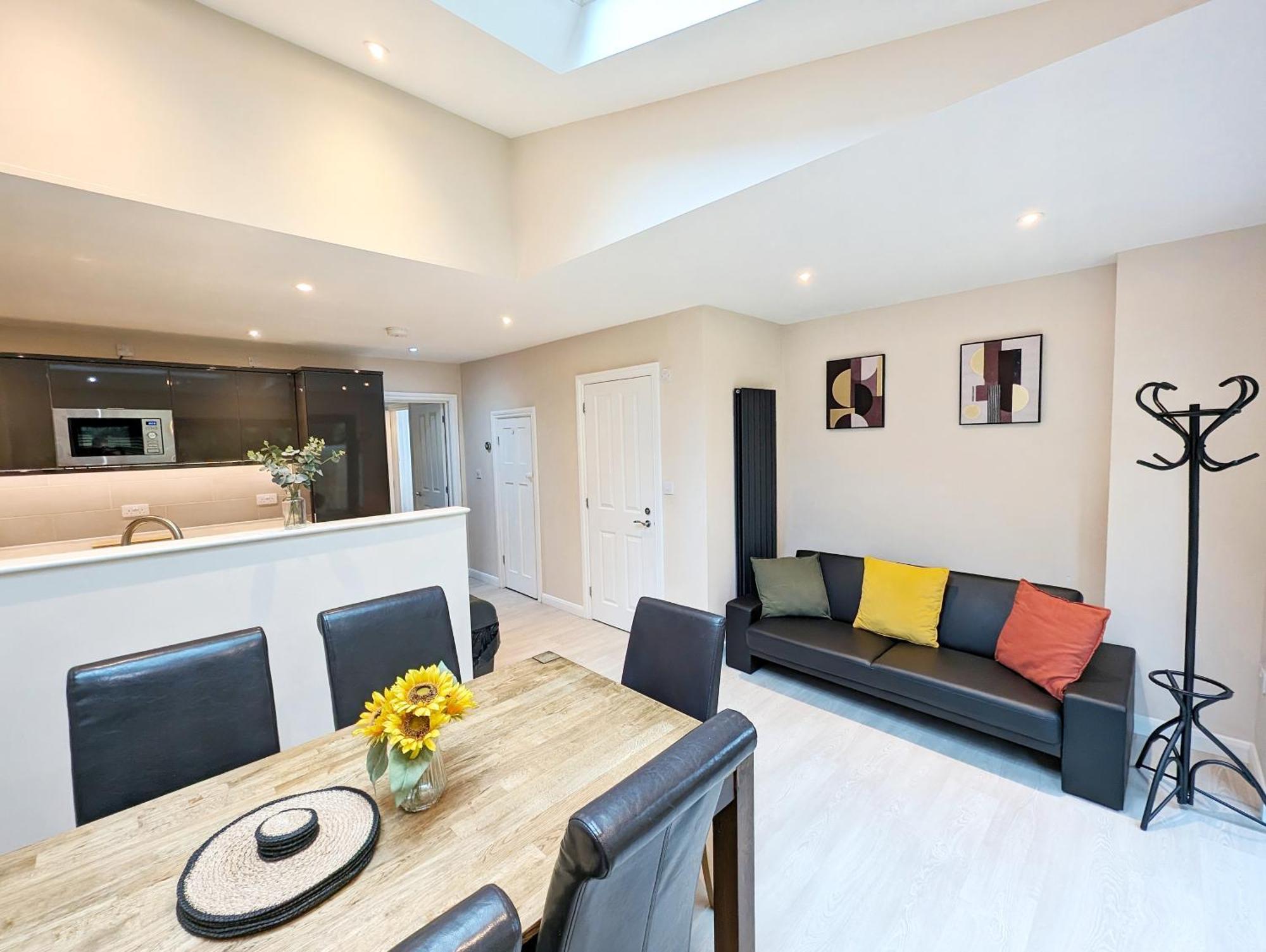 Central Cambridge, Charming 3-Bed House With Free Parking! CBG Exterior foto